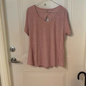 Old Navy pink top.